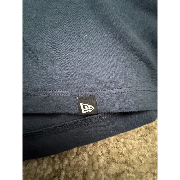 New Era Cleveland Guardian Baseball Ombré Fade T-shirt Women Size Small NEW Nwts - Picture 5 of 11